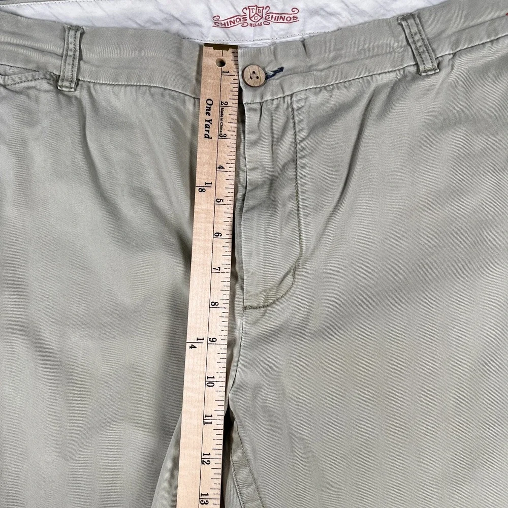 Tommy Bahama Chinos Men's Size 42 42x32‎ Beige Chino Pants